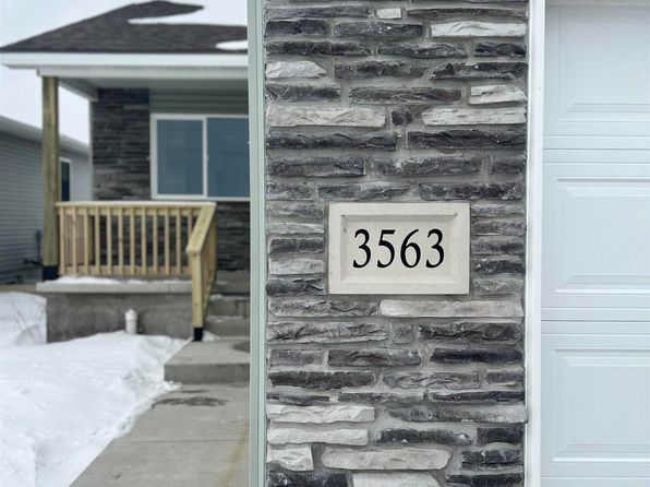 3563 Little Bluestem Rd, Fremont, NE 68025
