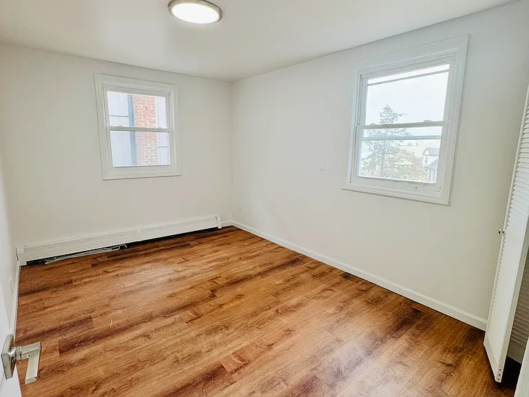 23 Valley Pl #2 — Photo 3