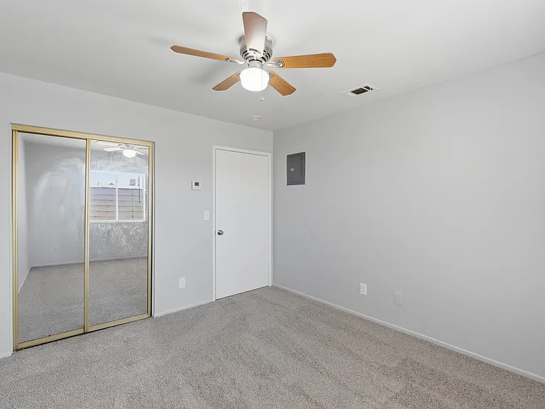 21911 Arapahoe Ave #6 — Photo 19