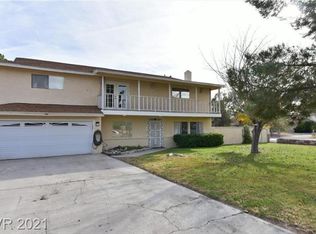 3088 Mann St, Spring Valley, NV 89146