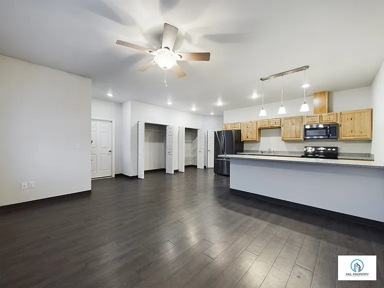 2418 Homestead Dr #B — Photo 5