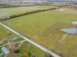 Osawatomie Rd, Paola, KS 66071