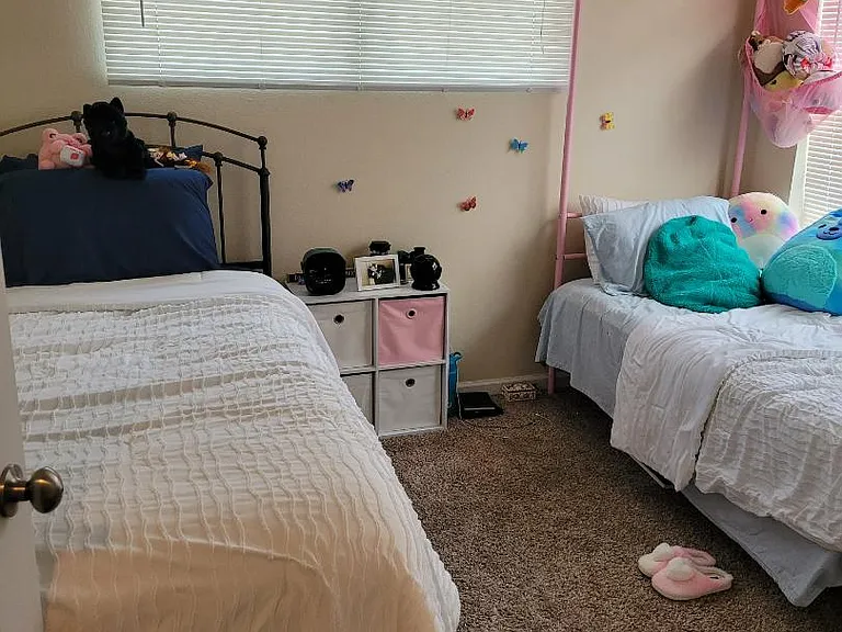 Unit Photo