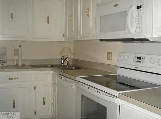 4th image of 4900 Brittany Dr S APT 1510