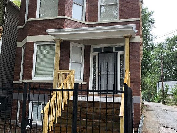 3rd image of 6714 S Bishop St