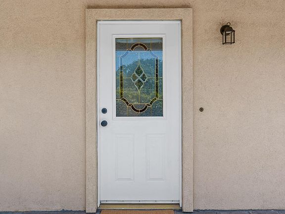 5th image of 2208 Sacramento Street