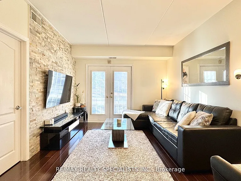 4016 Kilmer Dr #112 — Photo 11