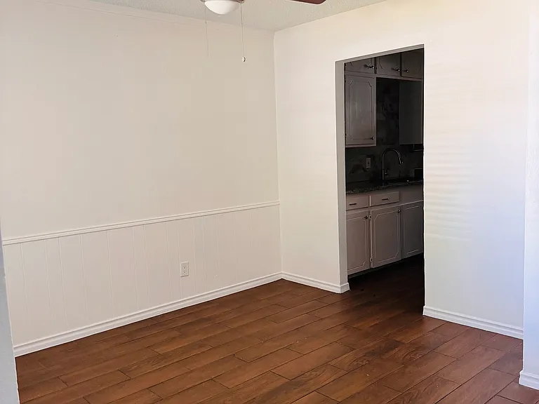 925 Lindy Ct #925 — Photo 4
