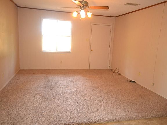 2nd image of 810 Columbia Road 47