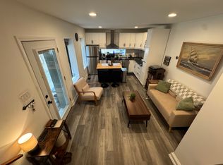 231 Brown St #B, Philadelphia, PA 19123