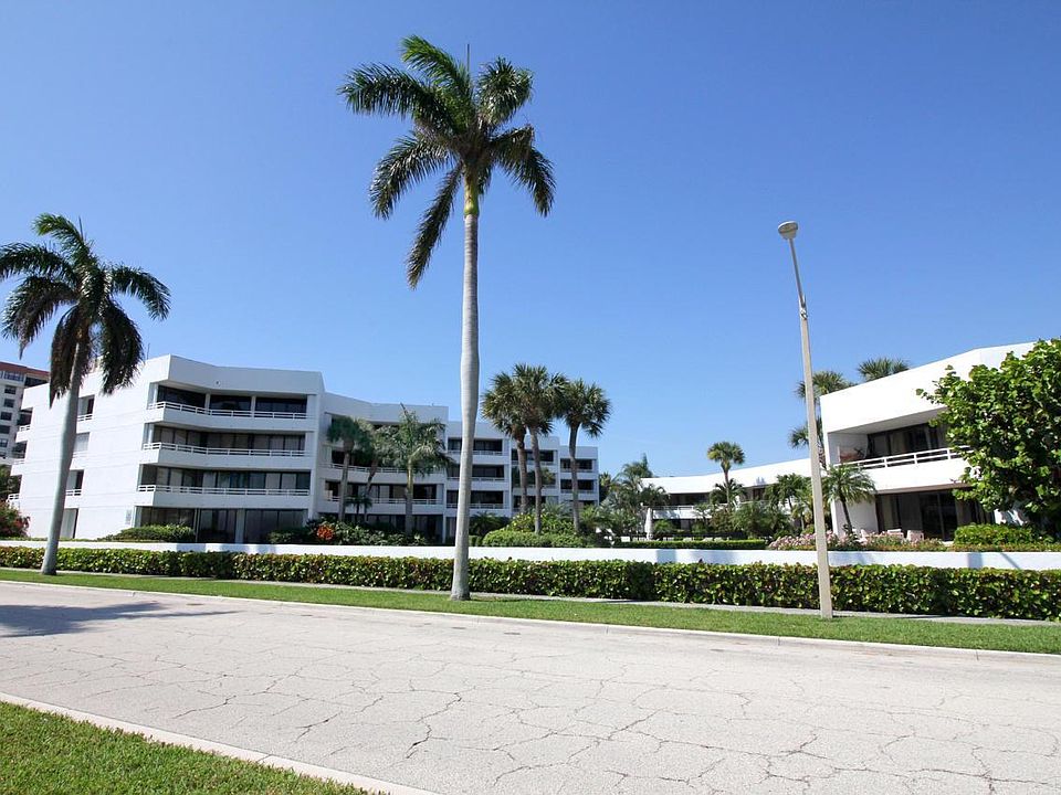 2nd image of 3701 S Flagler Dr APT 305