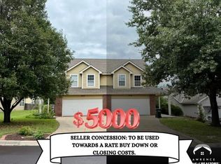 940 N Field Stone Dr, Lawrence, KS 66049