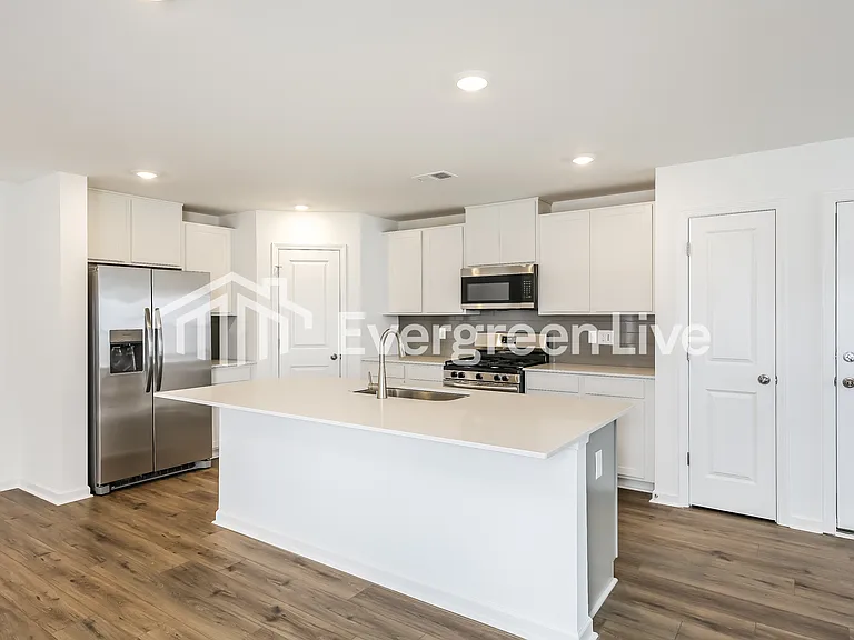 1376 Hugh Mack Ct — Photo 6