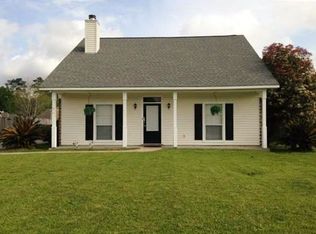 13551 Prairie Ln, Walker, LA 70785