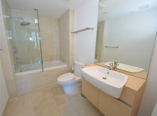 200 Biscayne Boulevard Way APT 304, Miami, FL 33131