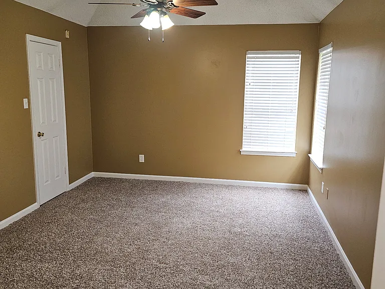 6463 Trysting Oak Dr — Photo 21