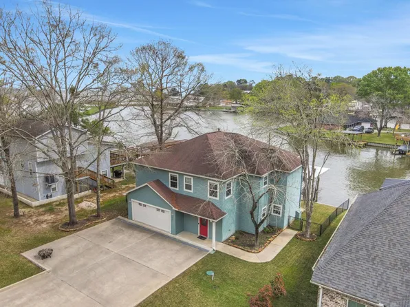 331 Holiday Ln, Coldspring, TX 77331