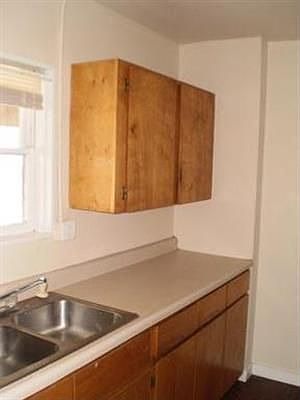 3rd image of 907 N Dean St APT 312