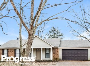 3725 Ivanhoe Dr, Horn Lake, MS 38637