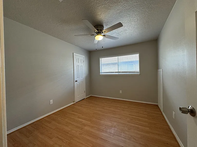 3114 Kleinmann Ave — Photo 11