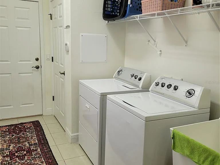 106 Lerida Ct — Photo 20