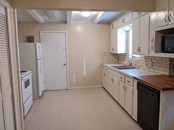 5th image of 6406 E 113th St #6406E1