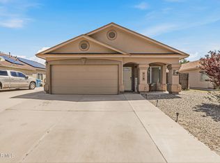 616 Villas Del Valle Rd, Socorro, TX 79927