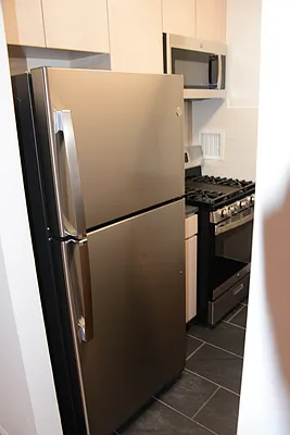 Rented by Michael W Gunzburg, LREB | media 16