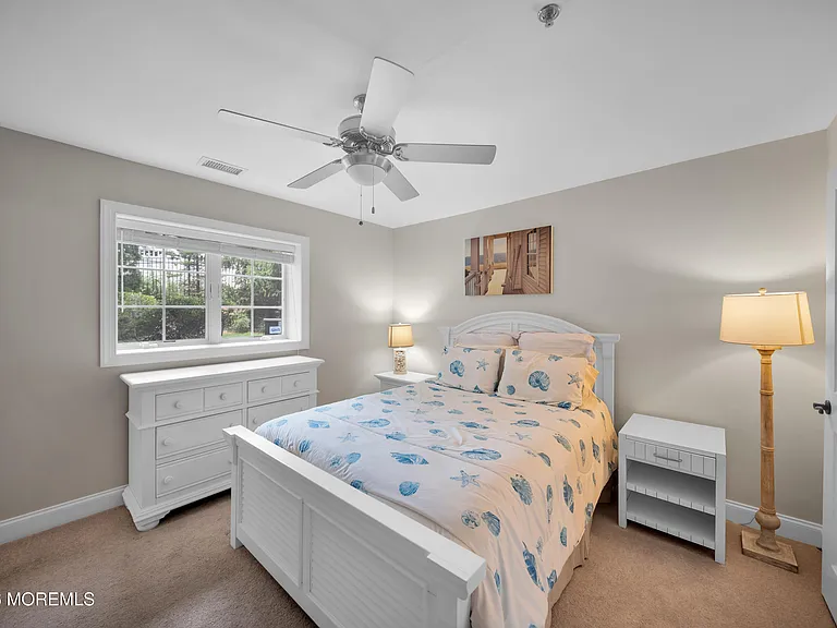 302 Villa Dr — Photo 11