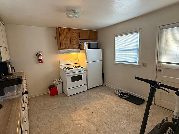5th image of 708 Iowa Ave