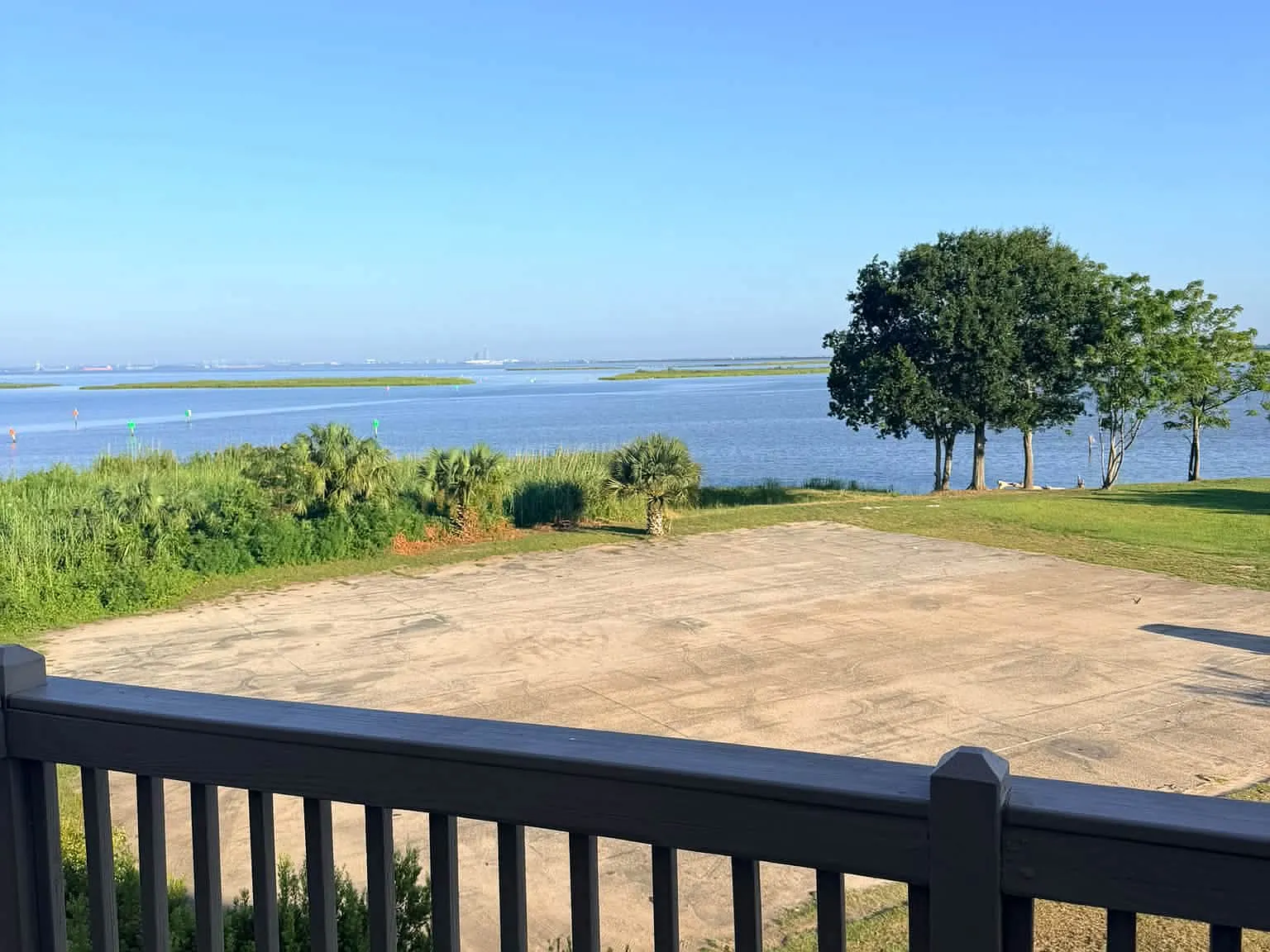 4 Yacht Club Dr — Photo 2