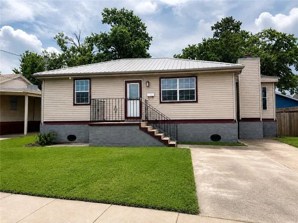 1108 Evergreen Dr, Gretna, LA 70053