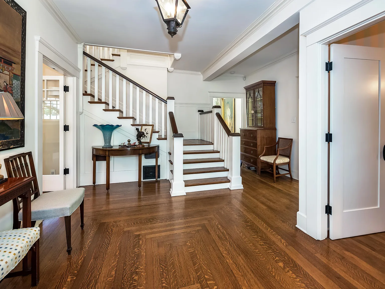 4 bed, 3.5 bath, 3974 sqft, $25,000 — Photo 3