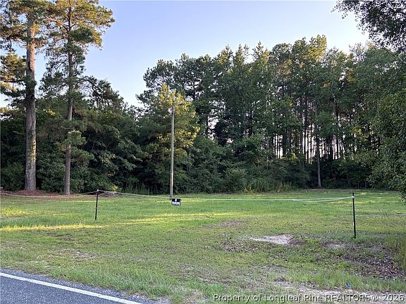 2nd image of 595 Shaw Rd