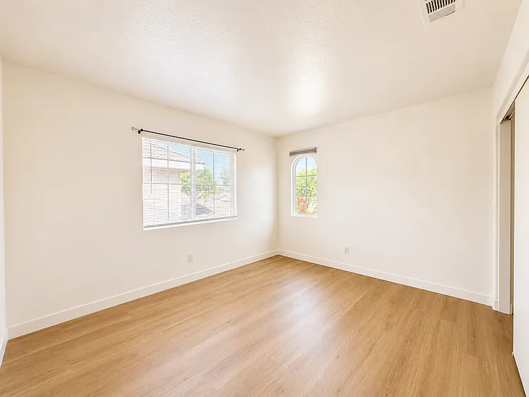 4420 Cloudywing Rd — Photo 29