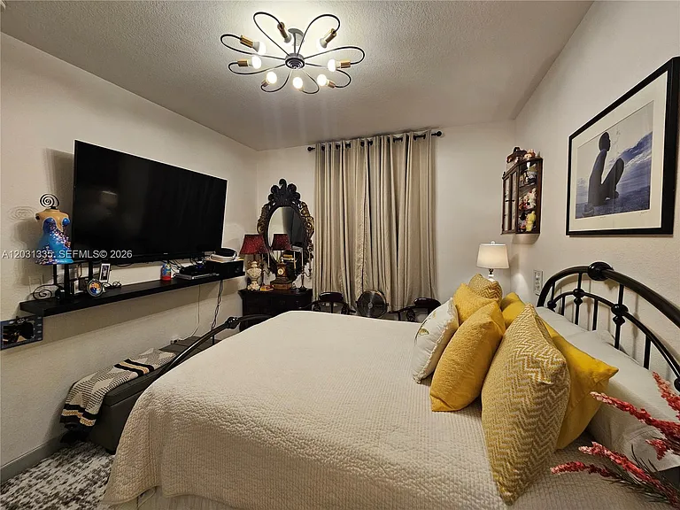 1661 SE 28th St #105 — Photo 20