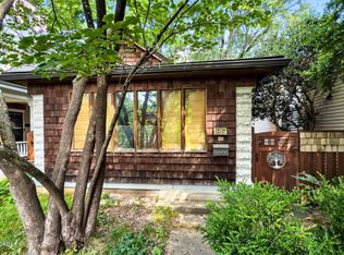 1819 Eastern Pkwy, Louisville, KY