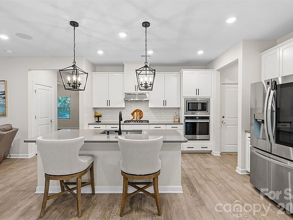 3rd image of 5103 Burnwald Ct