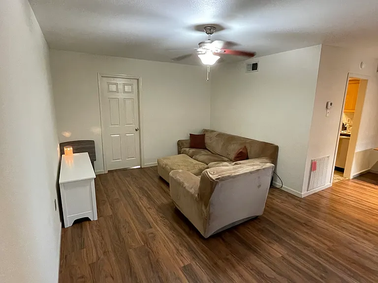 732 Cherokee St #208 — Photo 2