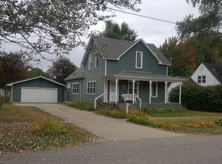 317 W Clinton St, Saint Charles, MI