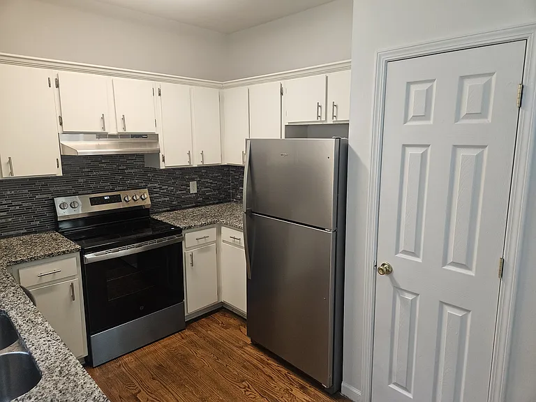 1651 Massachusetts Ave SW #22 — Photo 8
