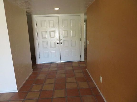 3rd image of 25818 S New Town Dr