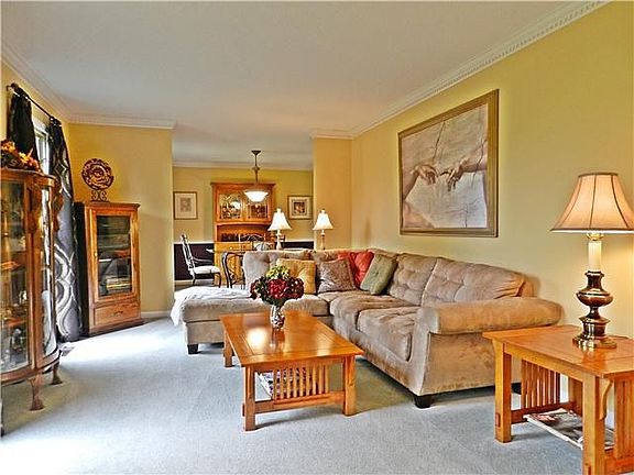 2nd image of 111 Brights Ln