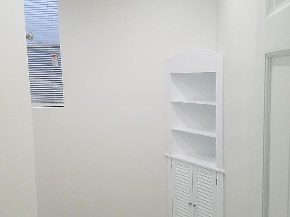 Extra bath storage 