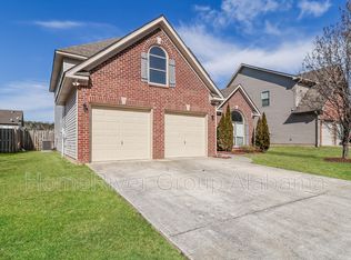 2069 Forest Lakes Ln, Sterrett, AL 35147