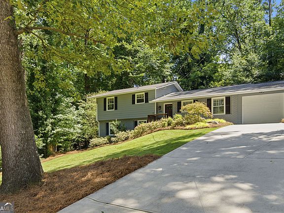 2nd image of 3651 Cold Spring Ln