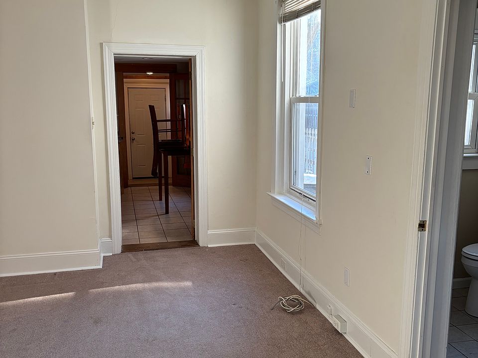 1st image of 115 Brandywine Ave APT 1