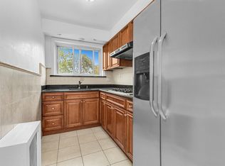 111-24 66th Ave UNIT 2A, Forest Hills, NY 11375