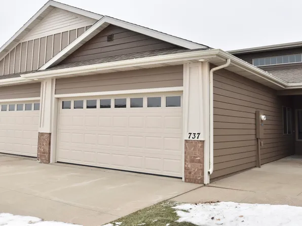 737 E El Dorado Ct, Sioux Falls, SD 57108