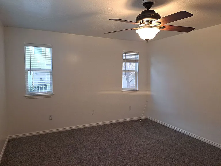 1144 S 1420 E — Photo 11